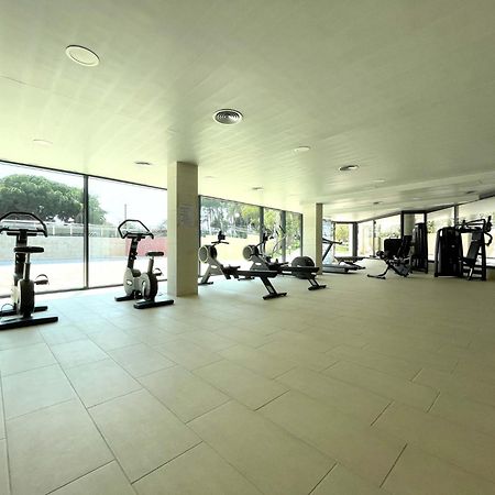 Luxurycambrils Resort&Spa Bagian luar foto