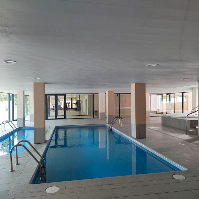 Luxurycambrils Resort&Spa Bagian luar foto