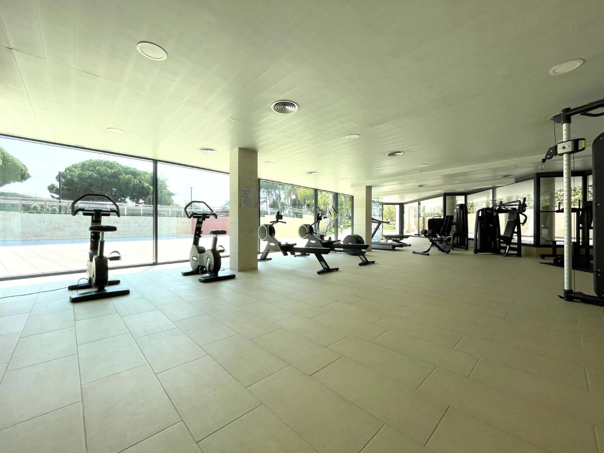 Luxurycambrils Resort&Spa Bagian luar foto