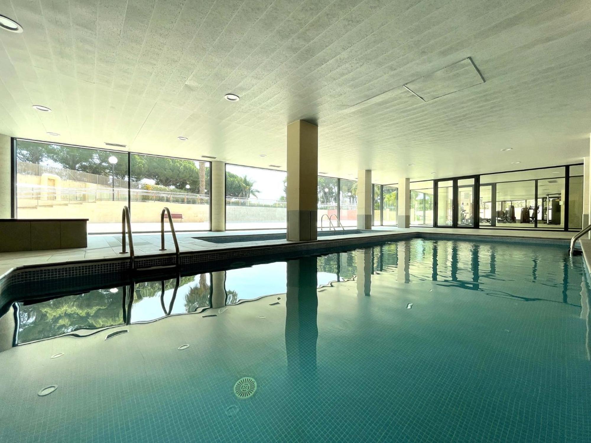 Luxurycambrils Resort&Spa Bagian luar foto